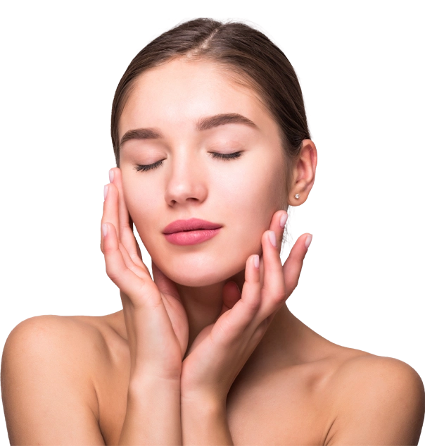Tratamiento Full Face para mejorar el envejecimiento facial de forma integral Mujer con ojos cerrados tocando suavemente su rostro en una imagen de cuidado facial